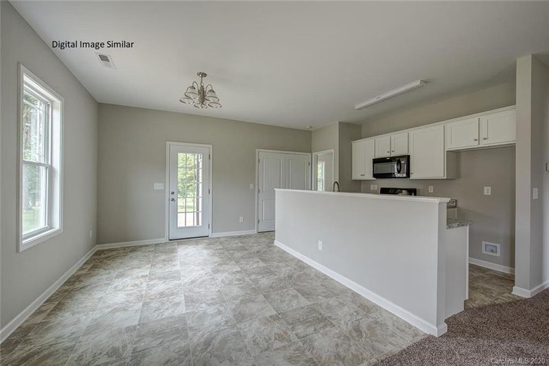 501 W Robinson St, Dallas, NC 28034