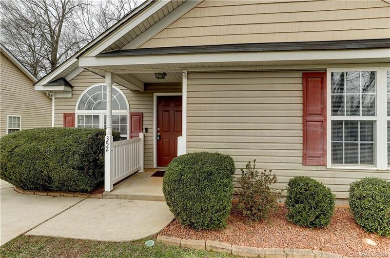 352 Pelling Dr, York, SC 29745