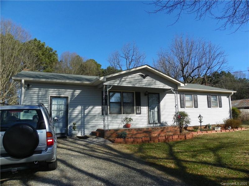 628 Old Mountain Rd, Statesville, NC 28677