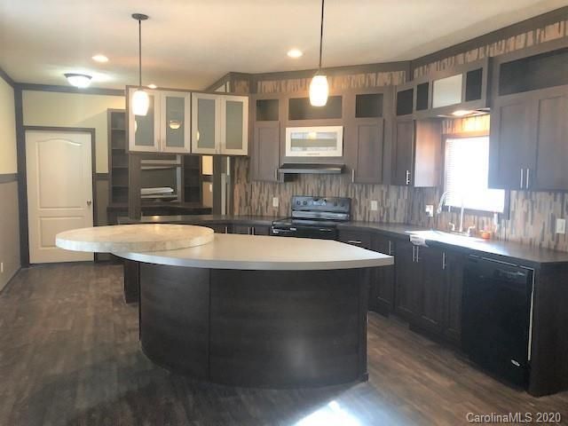157 Bunny Trl, Blacksburg, SC 29702