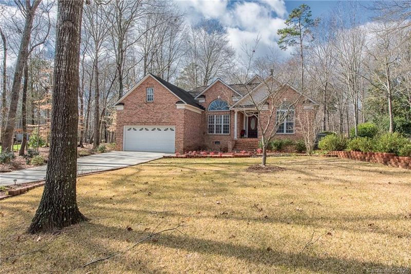1606 Turtlewood Dr, Waxhaw, NC 28173