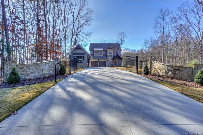 683 Kemp Rd, Mooresville, NC 28117