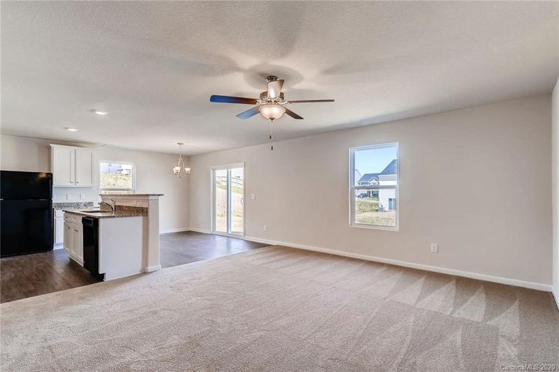 3425 Ellingford Ct, Charlotte, NC 28214
