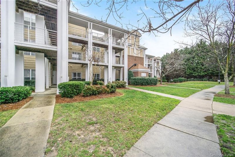 18631 Harborside Dr #35, Cornelius, NC 28031