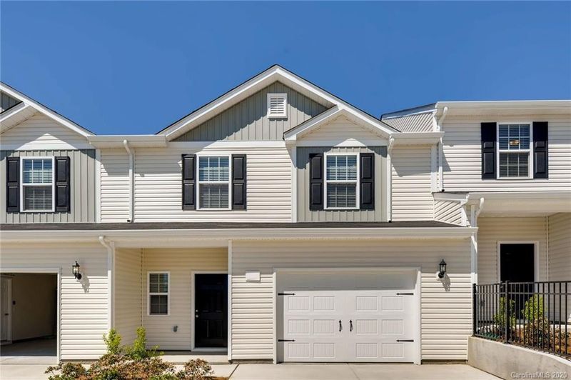 3417 Ellingford Rd, Charlotte, NC 28214