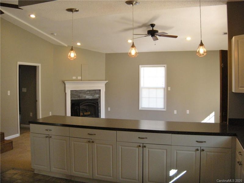 7724 Tanglewood Dr, Vale, NC 28168