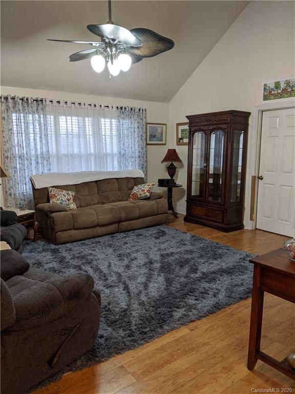 412 Vermilion Dr, York, SC 29745