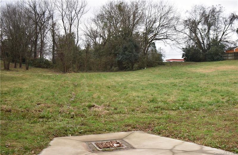000 W Barr St, Lancaster, SC 29720