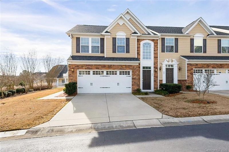 205 Chartwell Ln, Tega Cay, SC 29708