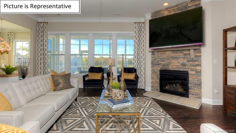 5000 Petersburg Dr, Waxhaw, NC 28173