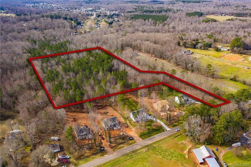 5377 Fewell Rd, Clover, SC 29710