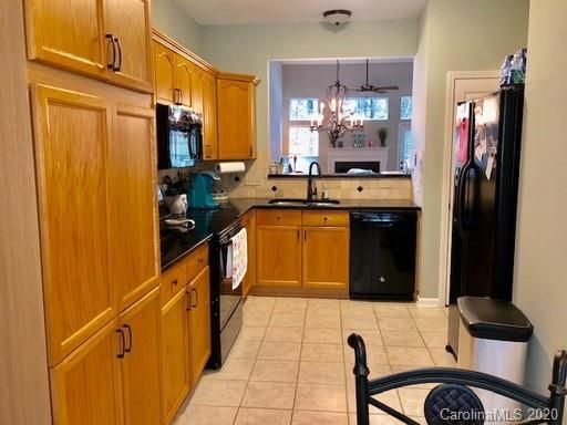 5040 Parkview Way, Stallings, NC 28104