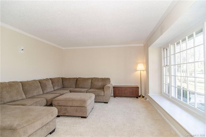 7224 Kilcullen Dr, Charlotte, NC 28270