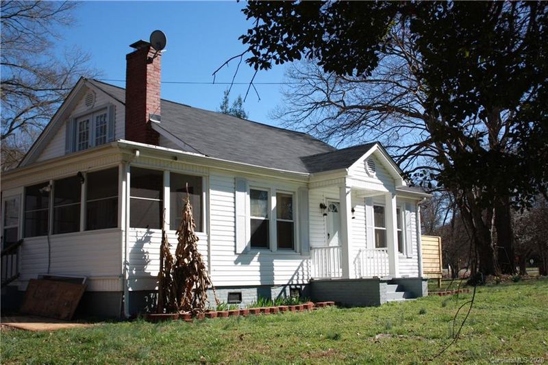 2225 Laboratory Rd, Lincolnton, NC 28092