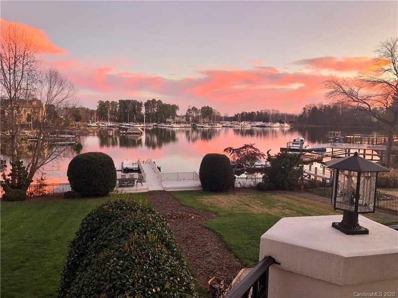 18318 Town Harbour Rd, Cornelius, NC 28031