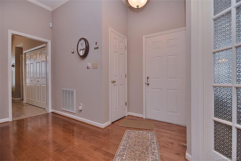 9600 Marshbrooke Rd, Matthews, NC 28105
