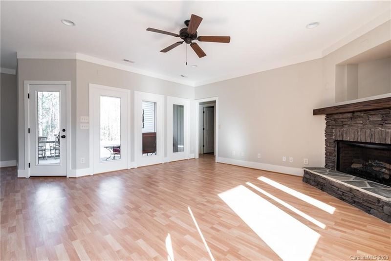 9224 Simpson Rd, Waxhaw, NC 28173