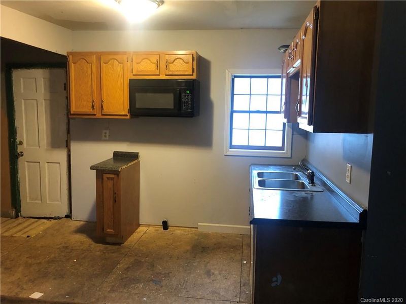 404 Lincoln St, Belmont, NC 28012