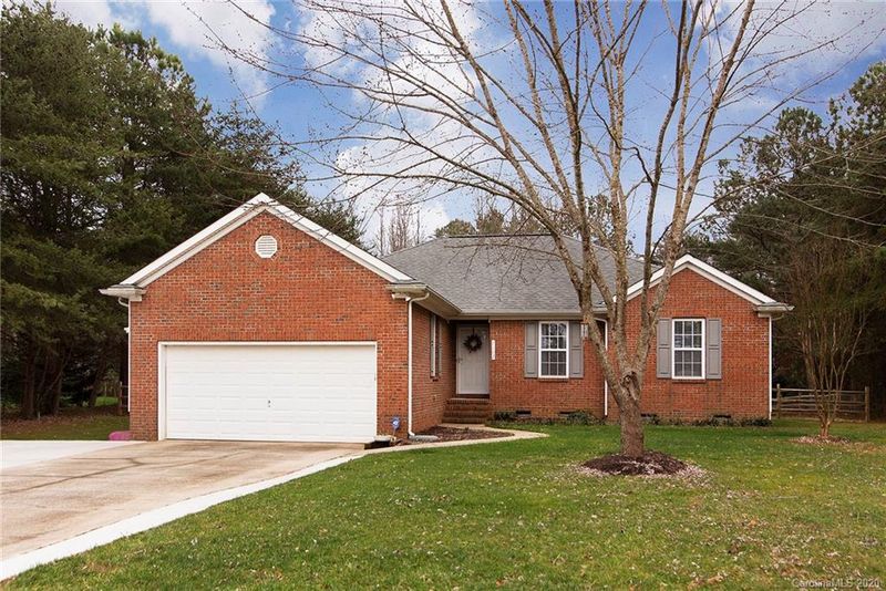7192 Pine Ridge Dr, Denver, NC 28037