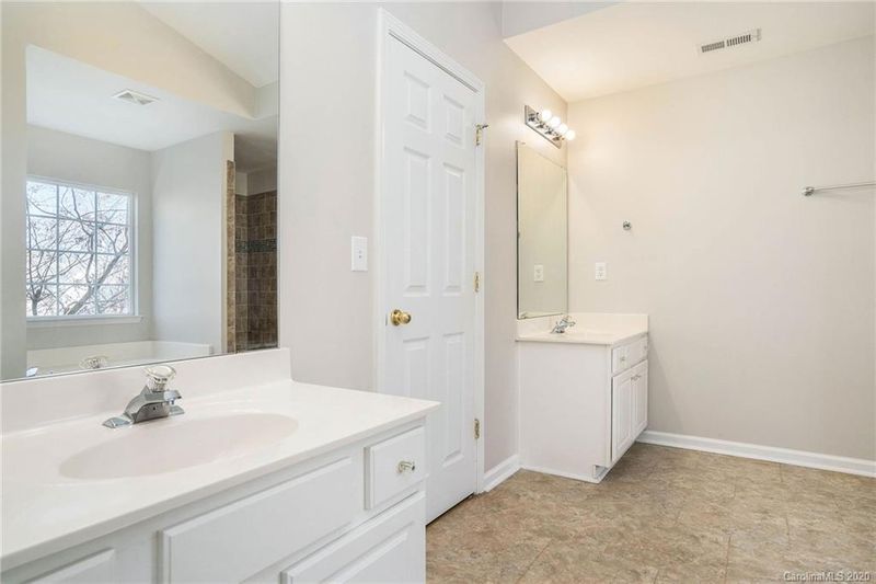 11712 Erwin Ridge Ave, Charlotte, NC 28213