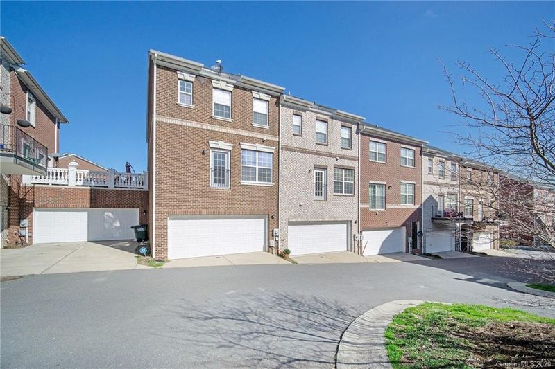 1965 Winpole Ln, Charlotte, NC 28273
