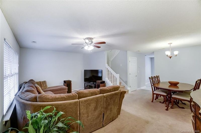 213 Gelderland Dr, Matthews, NC 28104