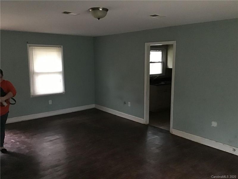 6607 Willow Spring Rd #21, Charlotte, NC 28215
