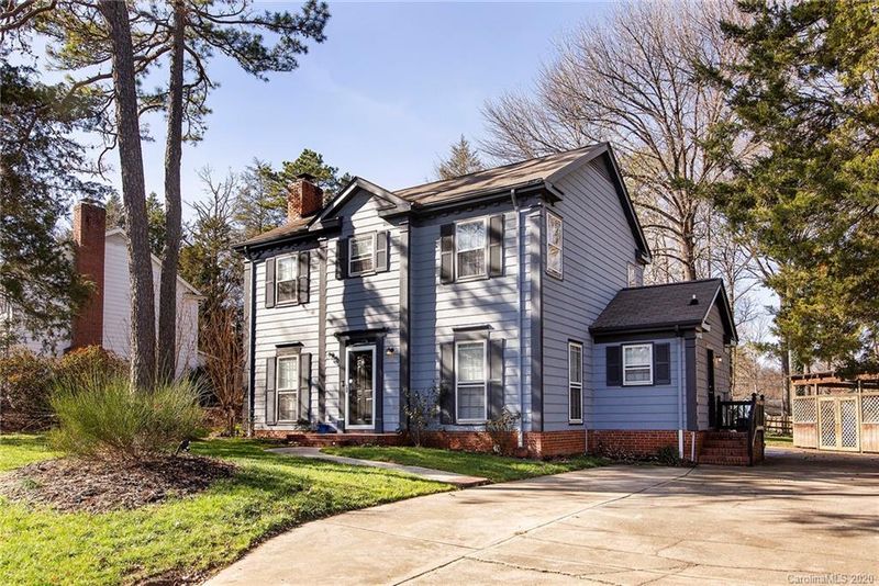 2115 Dembrigh Ln, Charlotte, NC 28262
