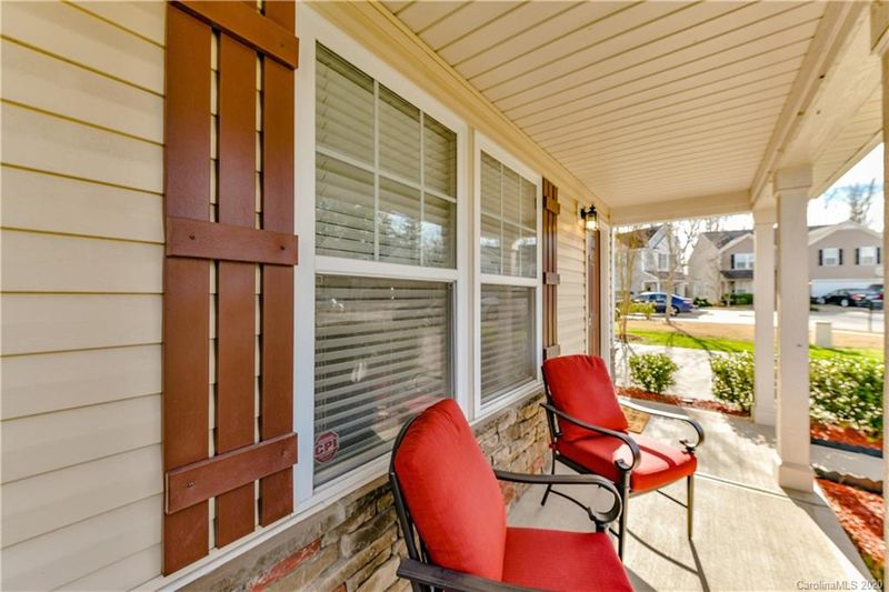 9612 Cayenne Dr, Charlotte, NC 28214