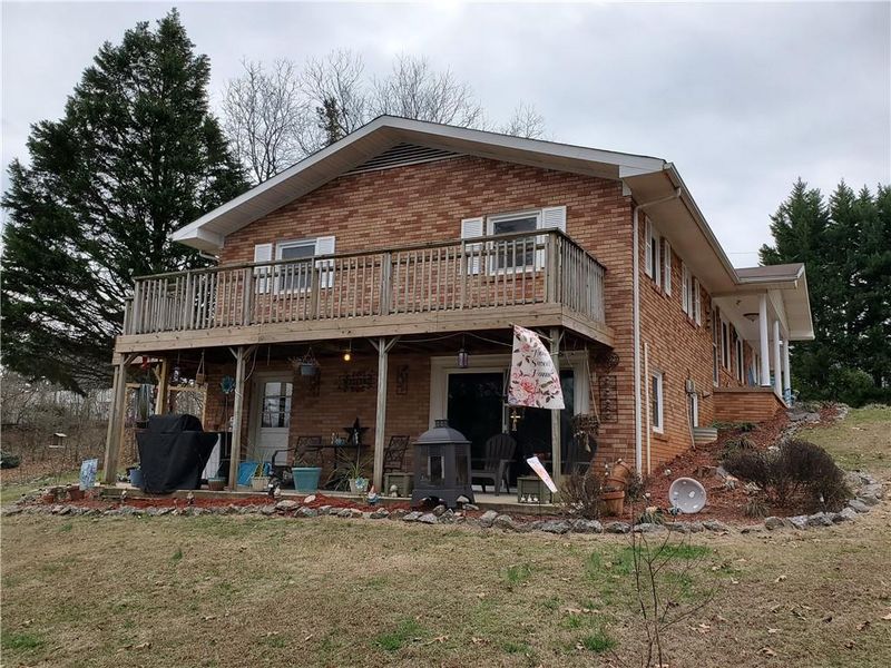 110 N Mclin Creek Rd, Conover, NC 28613