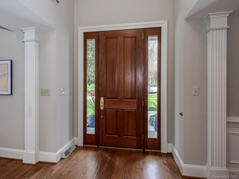 2720 Flintgrove Rd, Charlotte, NC 28226