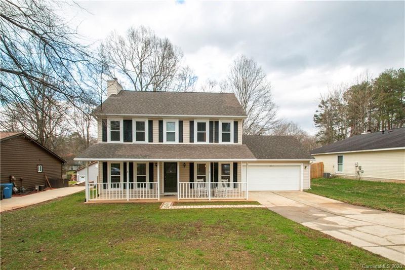9349 Aylesbury Ln, Mint Hill, NC 28227