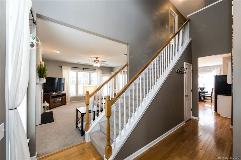 2222 Mullis Ln, Matthews, NC 28105