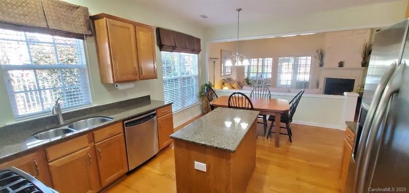 2005 Ashley River Rd, Waxhaw, NC 28173