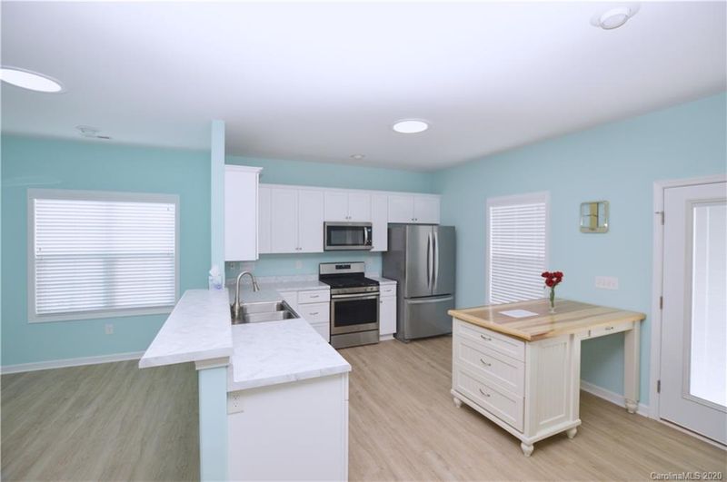3111 River Ridge Dr, Gastonia, NC 28056
