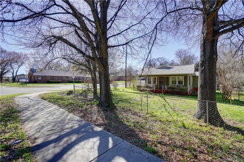 2530 Midland Ave, Charlotte, NC 28208