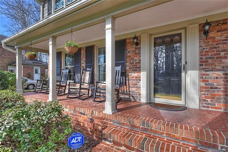 5716 Gate Post Rd, Charlotte, NC 28211