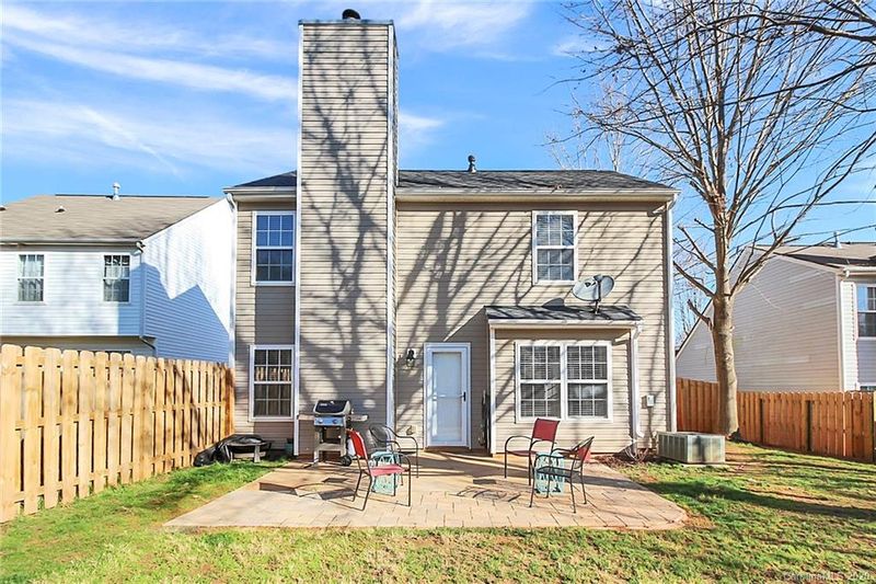 1619 Flagsworth Rd #242, Clover, SC 29710
