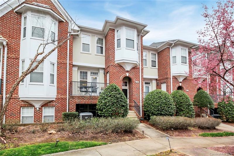 11019 Kingston Place Dr, Charlotte, NC 28277