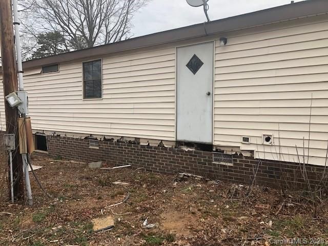 7679 Skyline Dr, Sherrills Ford, NC 28673