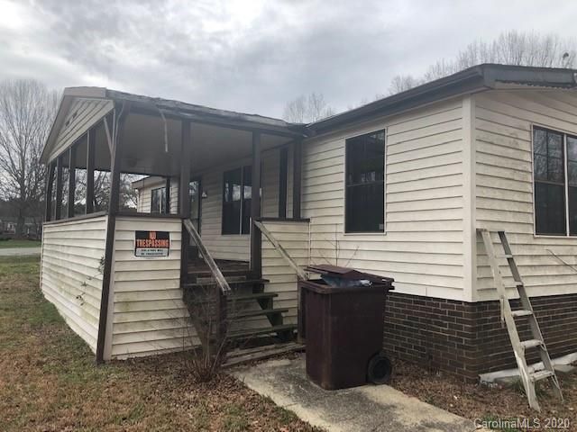 7679 Skyline Dr, Sherrills Ford, NC 28673