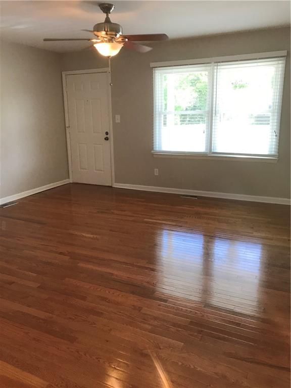 2372 Starbrooke Dr, Newton, NC 28658