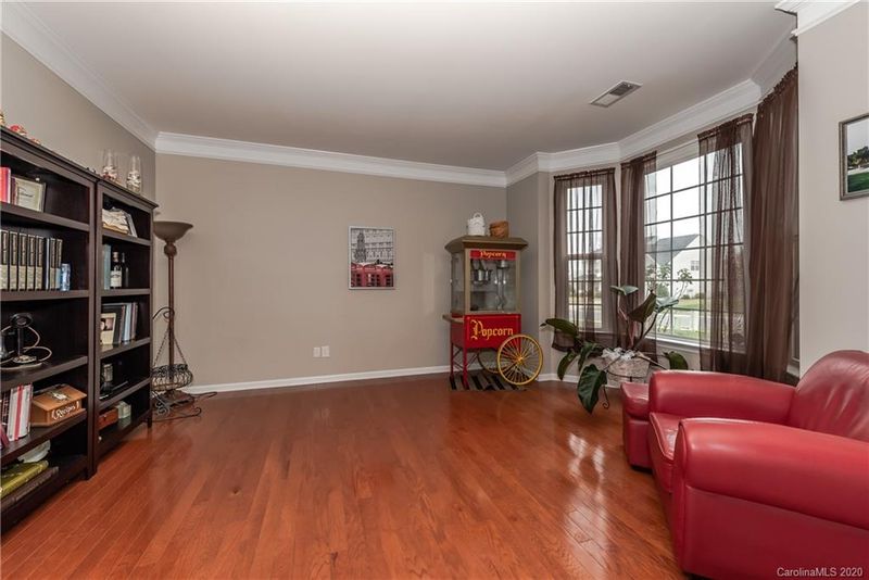 4378 Bridge Pointe Dr, Harrisburg, NC 28075