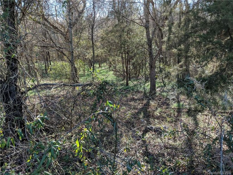 130 Twin Oaks Rd, Statesville, NC 28677