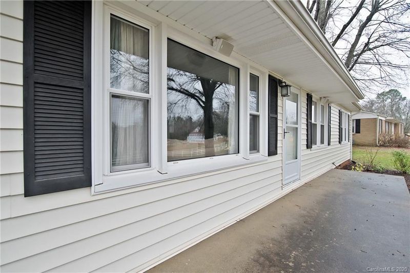 283 Burrage Rd, Concord, NC 28025