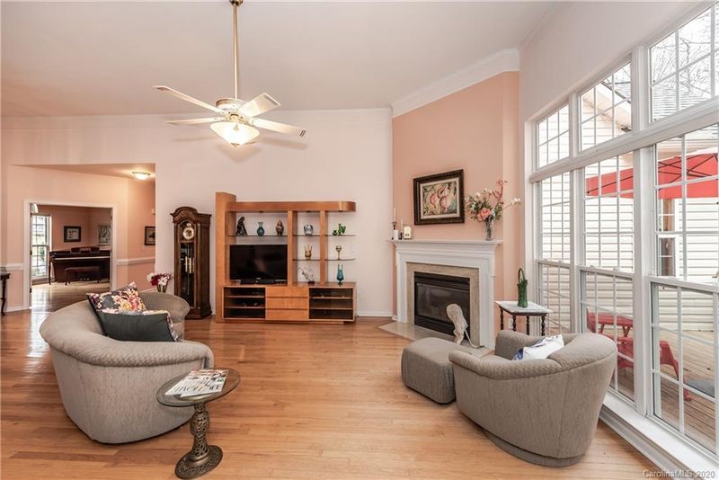 1719 Sanridge Wind Ln, Charlotte, NC 28262