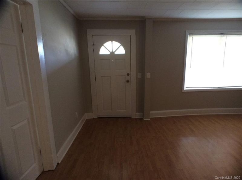 219 E 5th Ave, Gastonia, NC 28054
