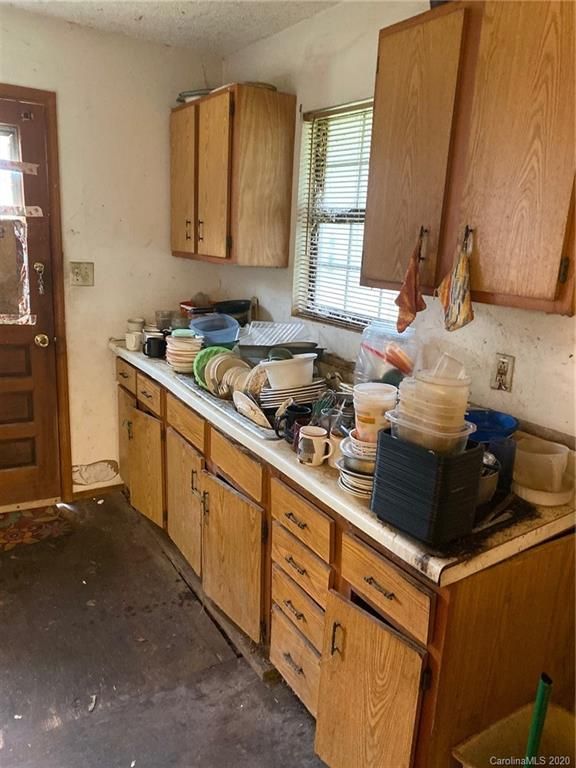 7840 Plott Rd, Charlotte, NC 28215