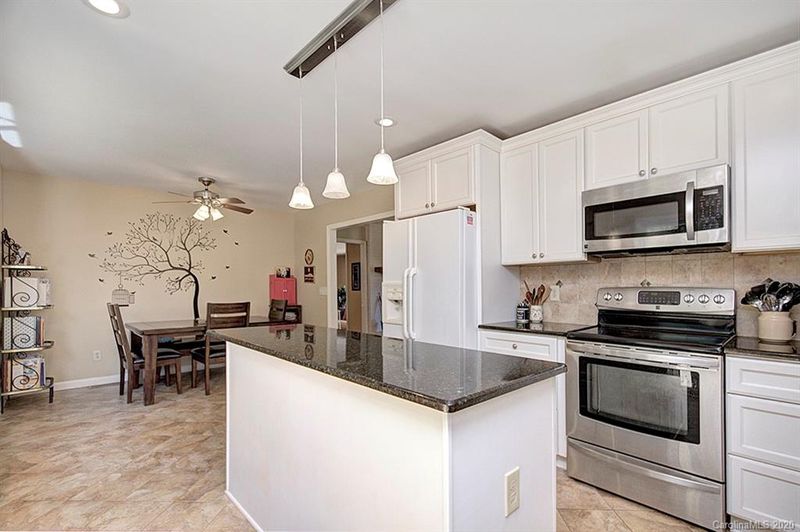 9101 Surrey Rd, Mint Hill, NC 28227