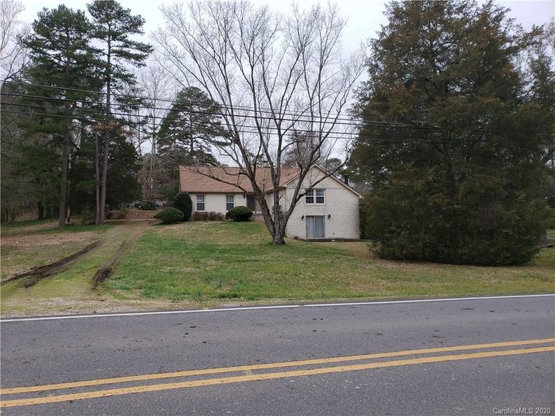 2604 Griffith Rd, Monroe, NC 28112